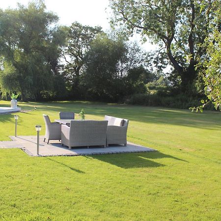 The Willowford Milton Keynes Exterior foto