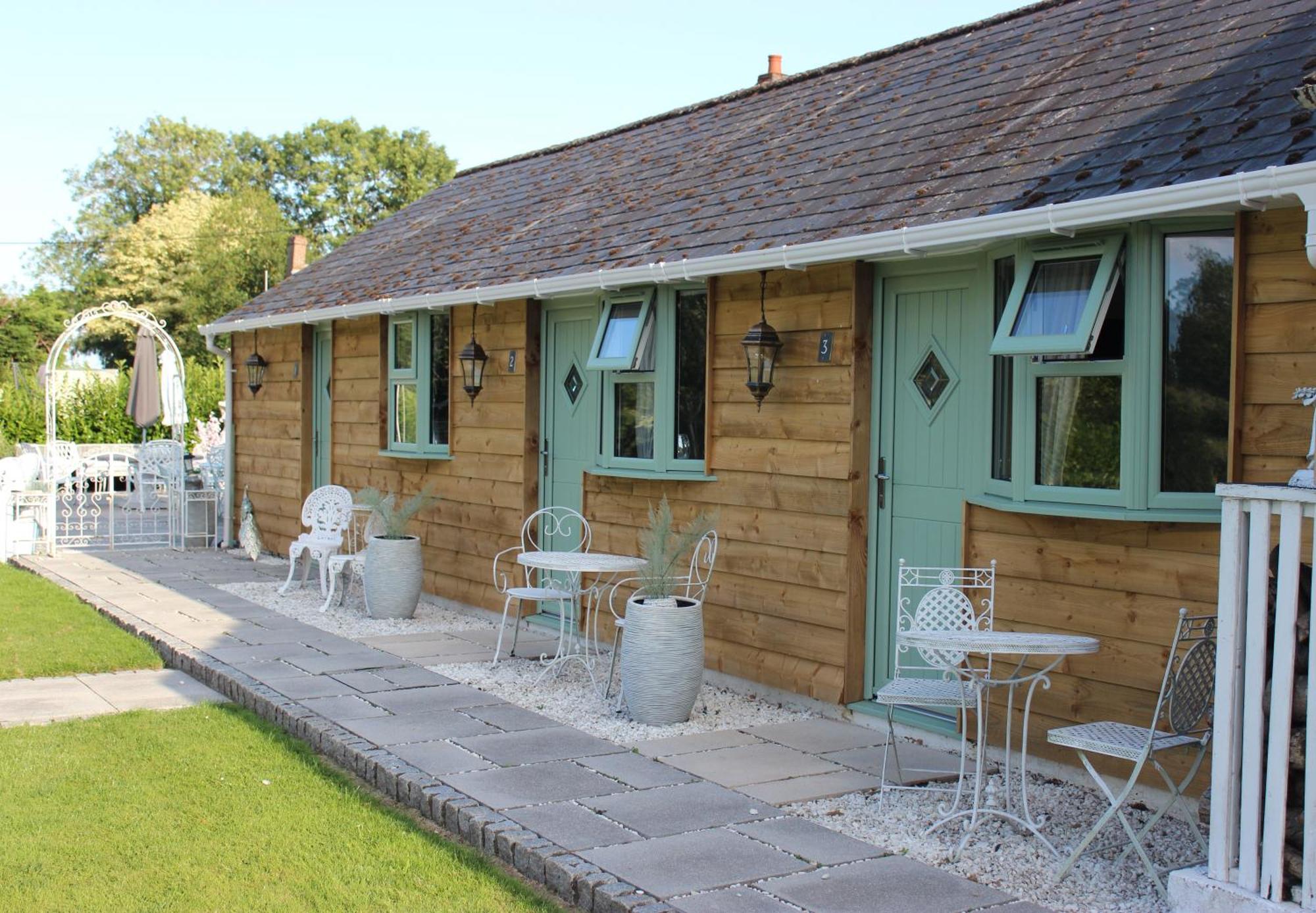 The Willowford Milton Keynes Exterior foto